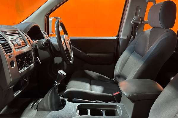 2010 Nissan Navara ST D40 4X4