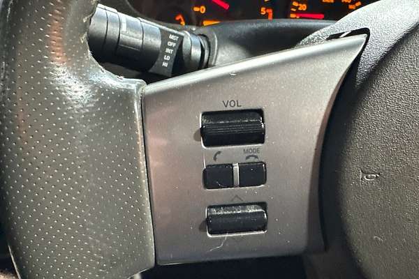 2010 Nissan Navara ST D40 4X4