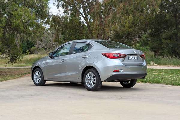 2017 Mazda 2 Maxx DL Series