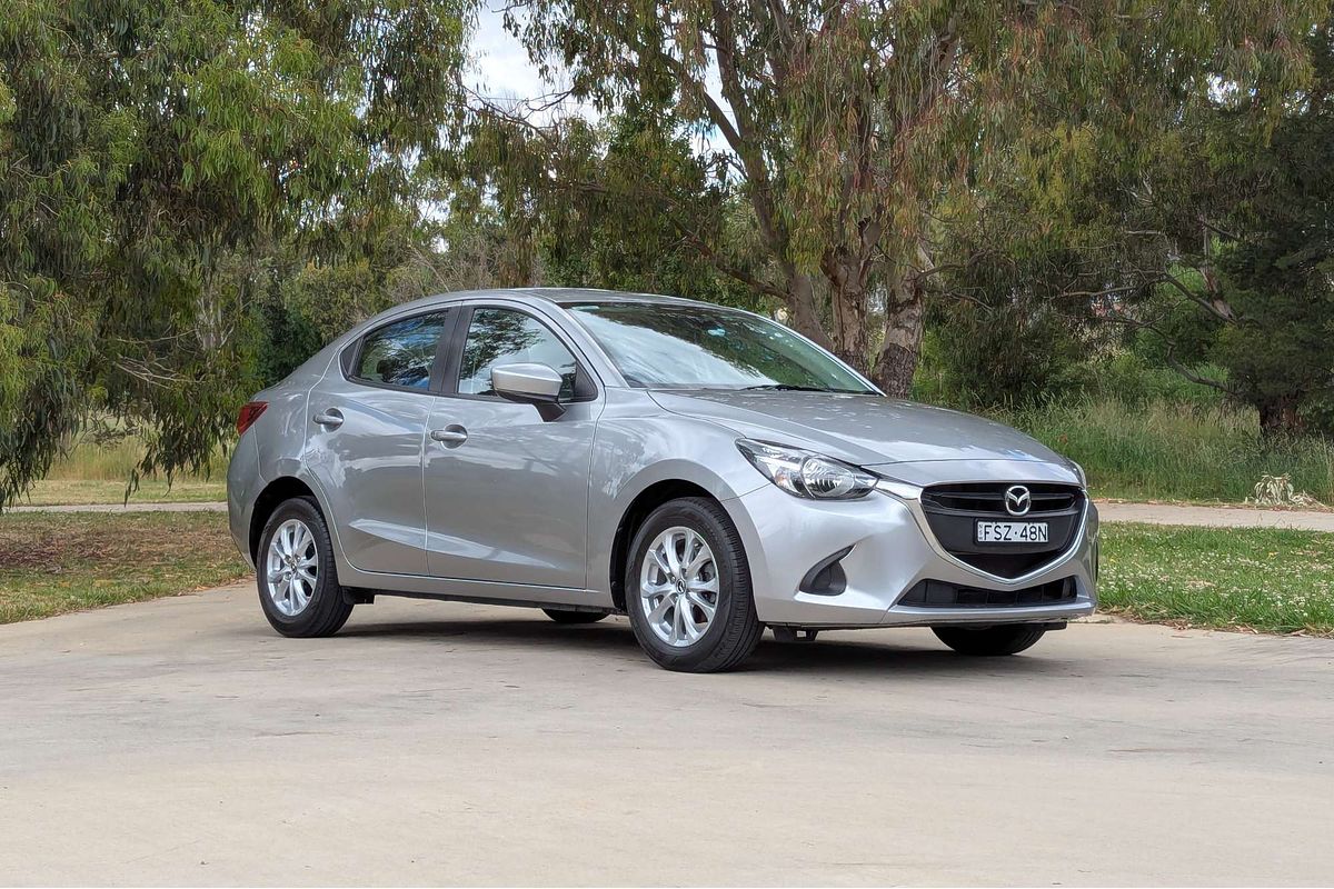 2017 Mazda 2 Maxx DL Series
