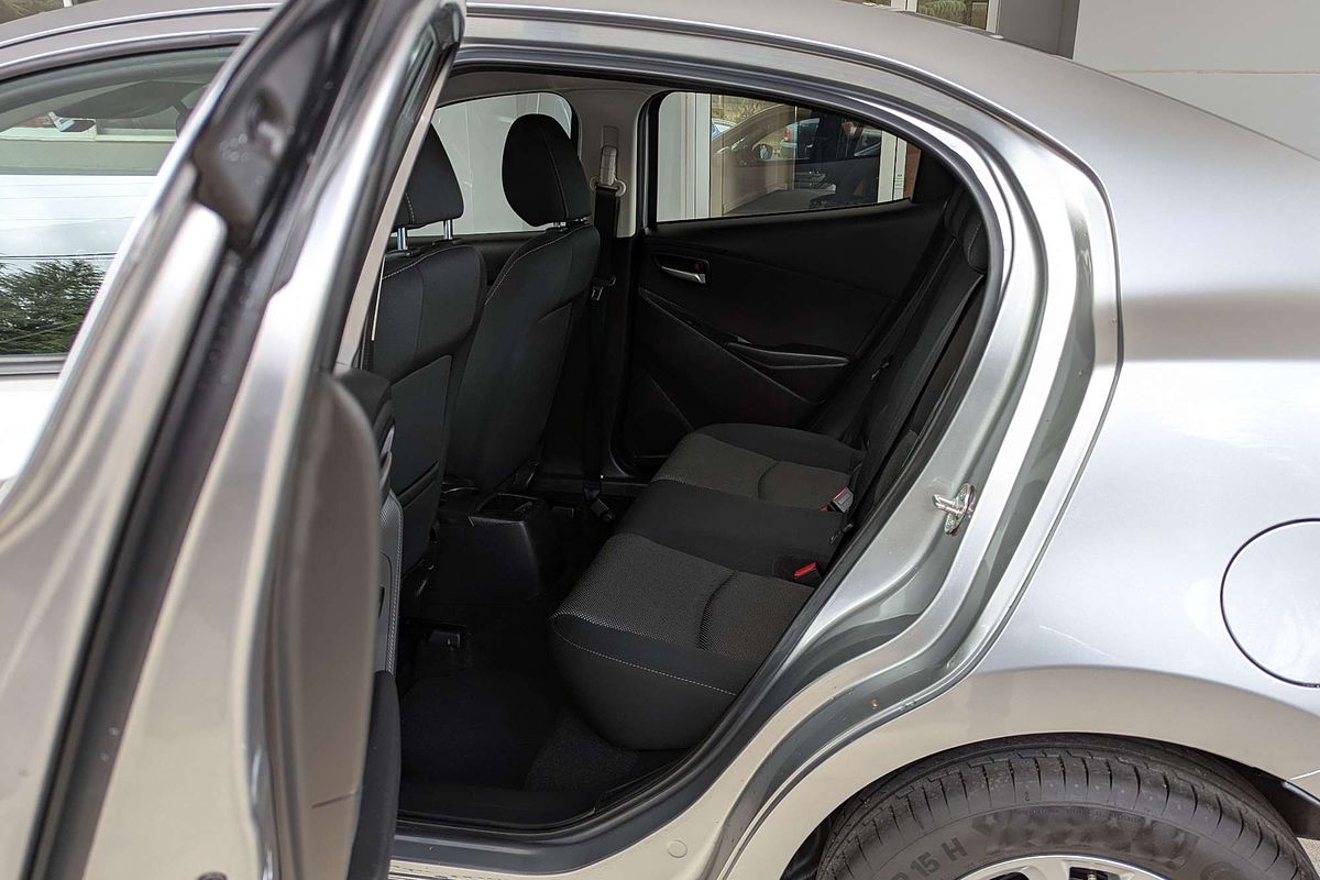 2017 Mazda 2 Maxx DL Series