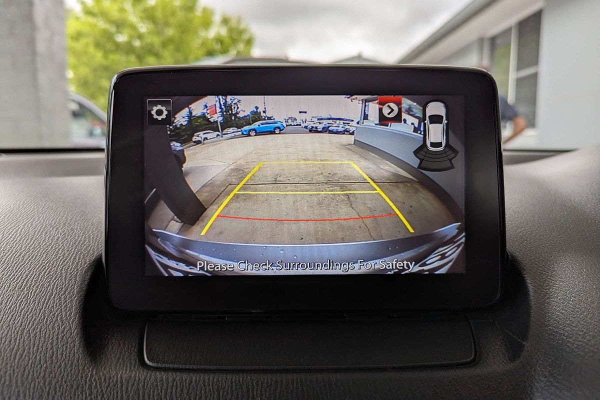 2017 Mazda 2 Maxx DL Series