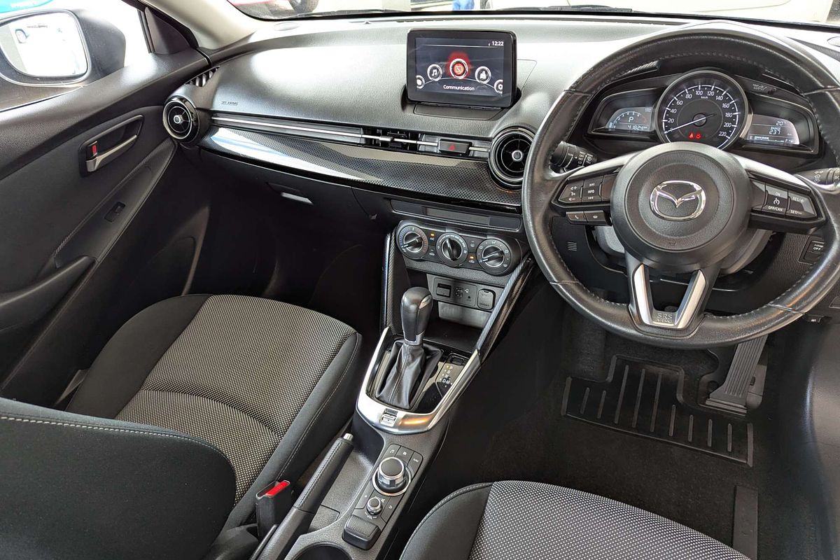 2017 Mazda 2 Maxx DL Series