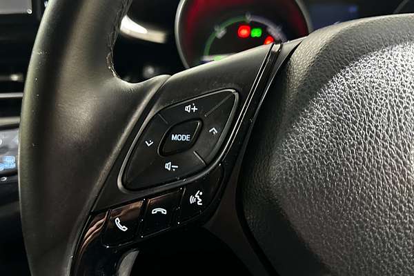 2019 Toyota C-HR G ZYX10