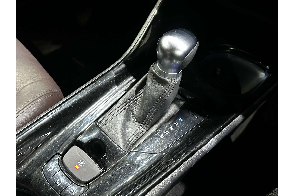 2019 Toyota C-HR G ZYX10