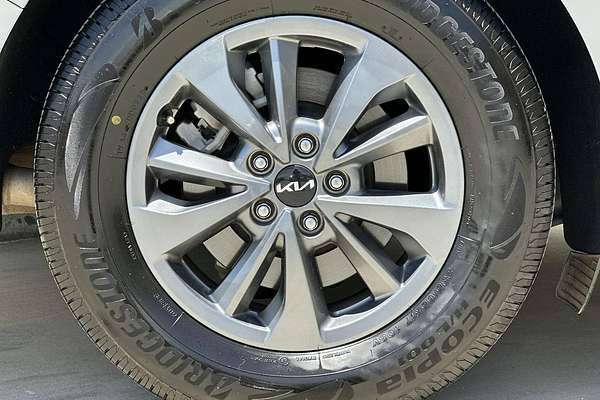 2023 Kia Carnival S KA4