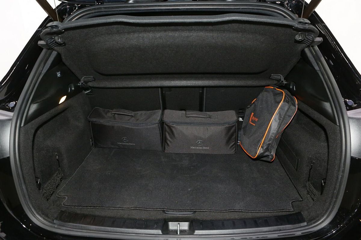 2021 Mercedes-Benz EQA EQA250 H243