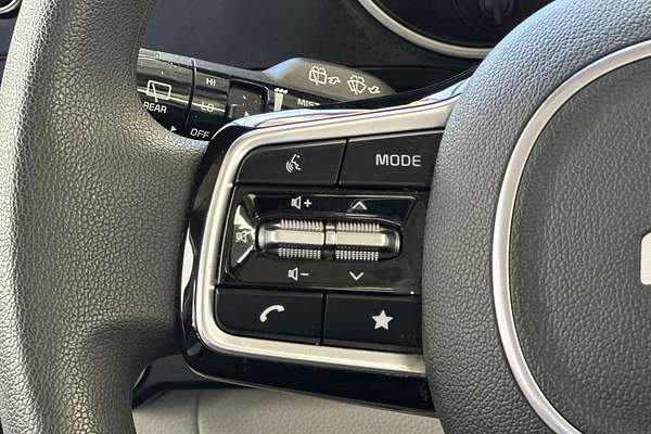 2023 Kia Carnival S KA4