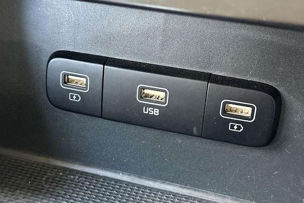 2023 Kia Carnival S KA4