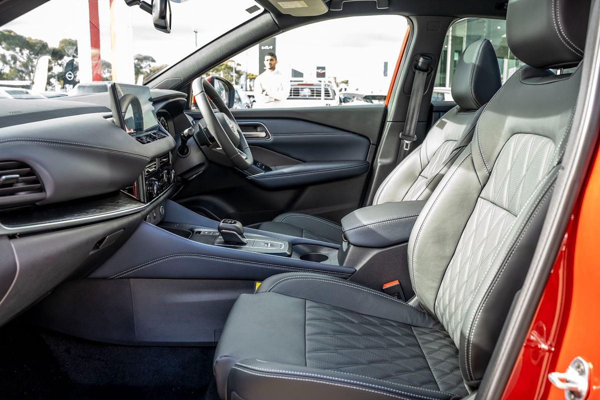 2023 Nissan QASHQAI Ti J12