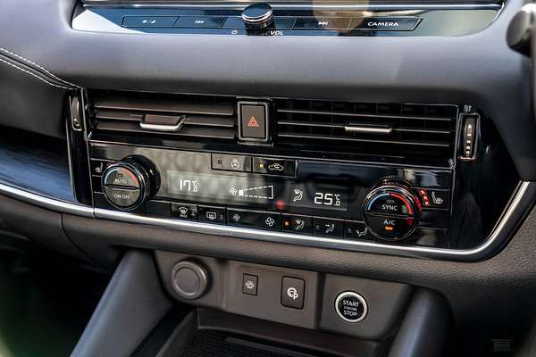 2023 Nissan QASHQAI Ti J12