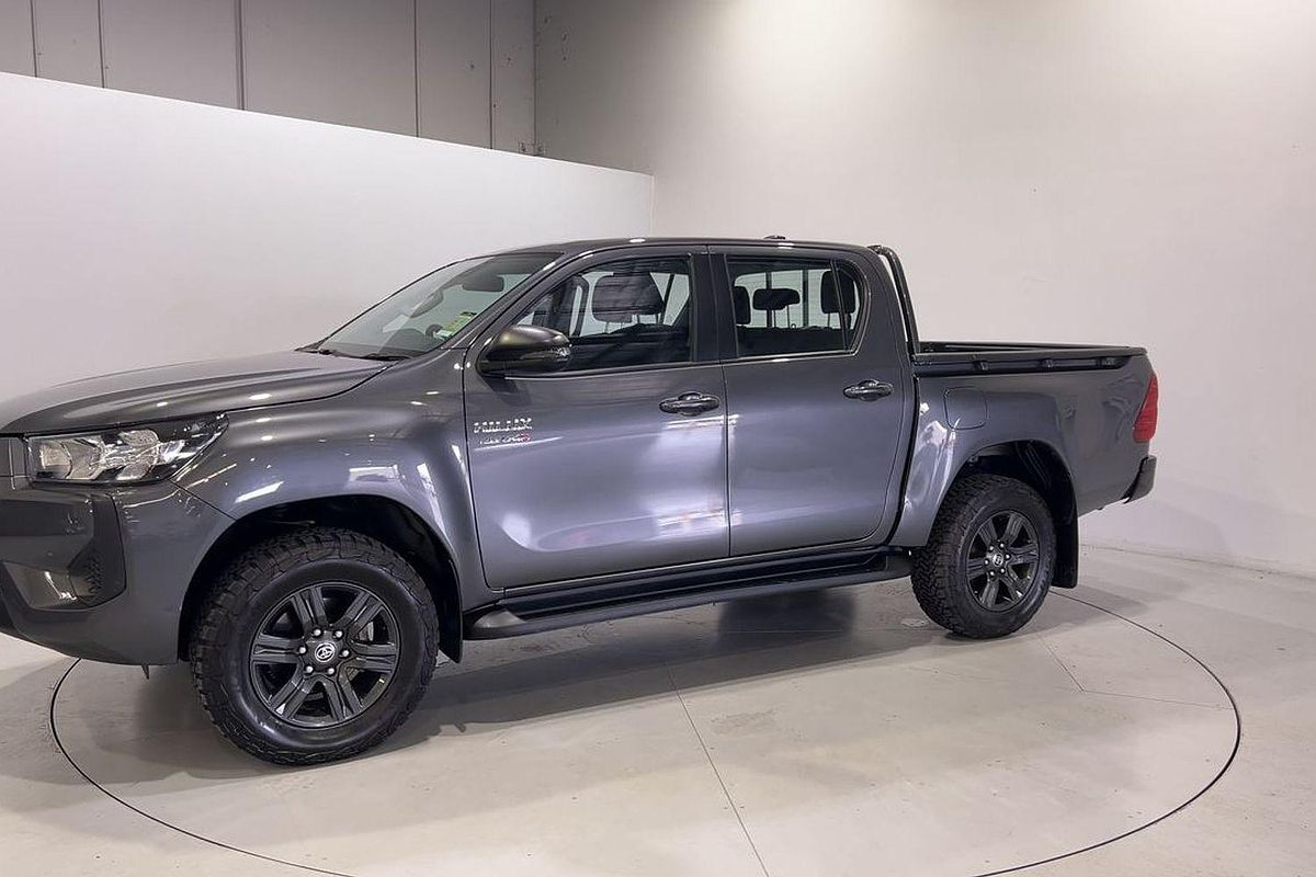 2024 Toyota Hilux SR GUN126R 4X4