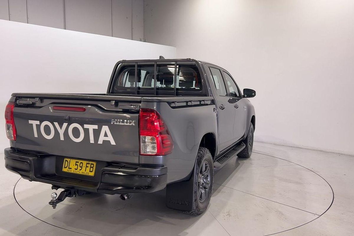 2024 Toyota Hilux SR GUN126R 4X4