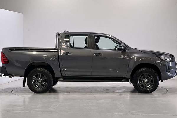 2024 Toyota Hilux SR GUN126R 4X4