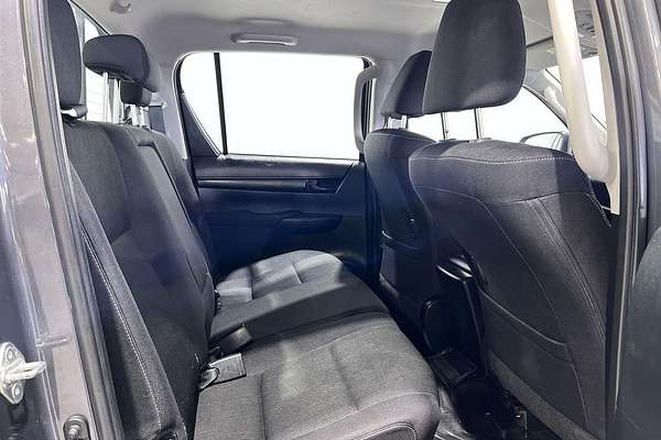 2024 Toyota Hilux SR GUN126R 4X4