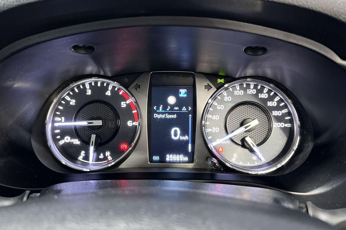 2024 Toyota Hilux SR GUN126R 4X4