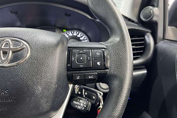 2024 Toyota Hilux SR GUN126R 4X4