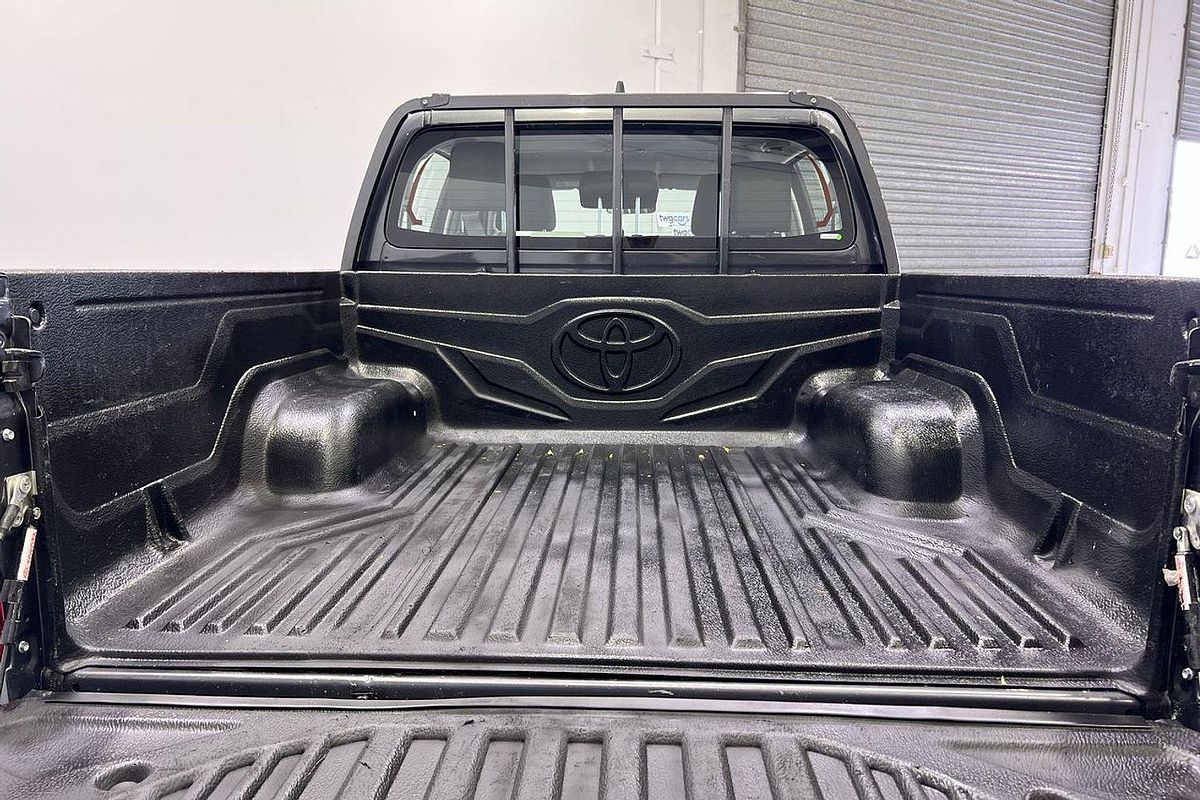 2024 Toyota Hilux SR GUN126R 4X4