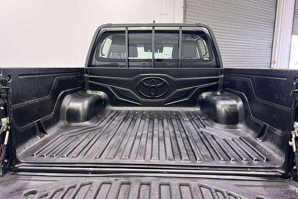 2024 Toyota Hilux SR GUN126R 4X4