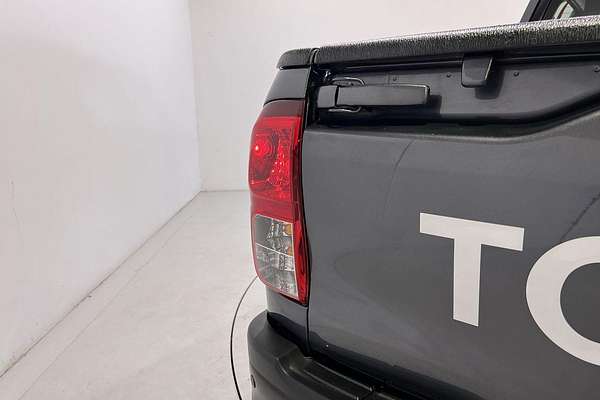 2024 Toyota Hilux SR GUN126R 4X4