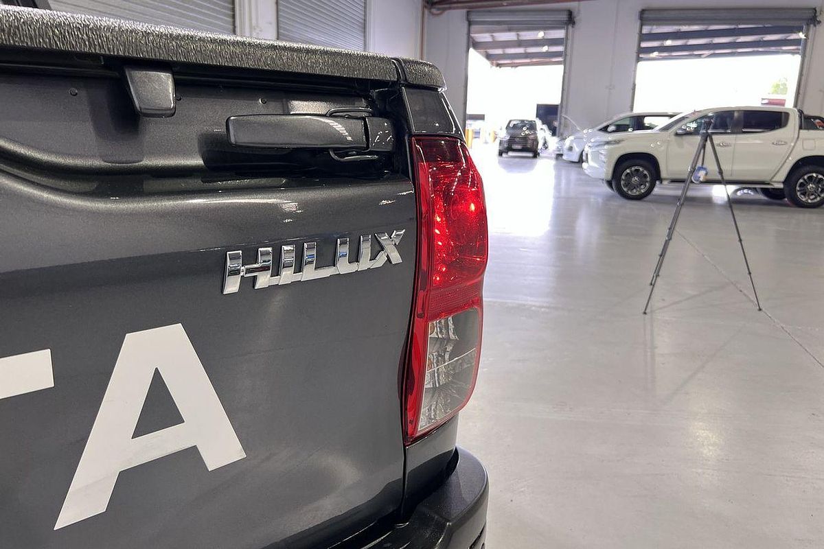 2024 Toyota Hilux SR GUN126R 4X4