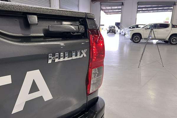 2024 Toyota Hilux SR GUN126R 4X4