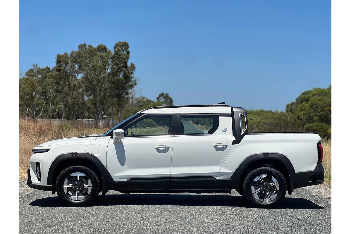 2025 KGM Musso EV AWD O100 4X4