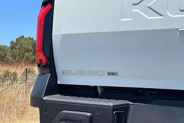 2025 KGM Musso EV AWD O100 4X4