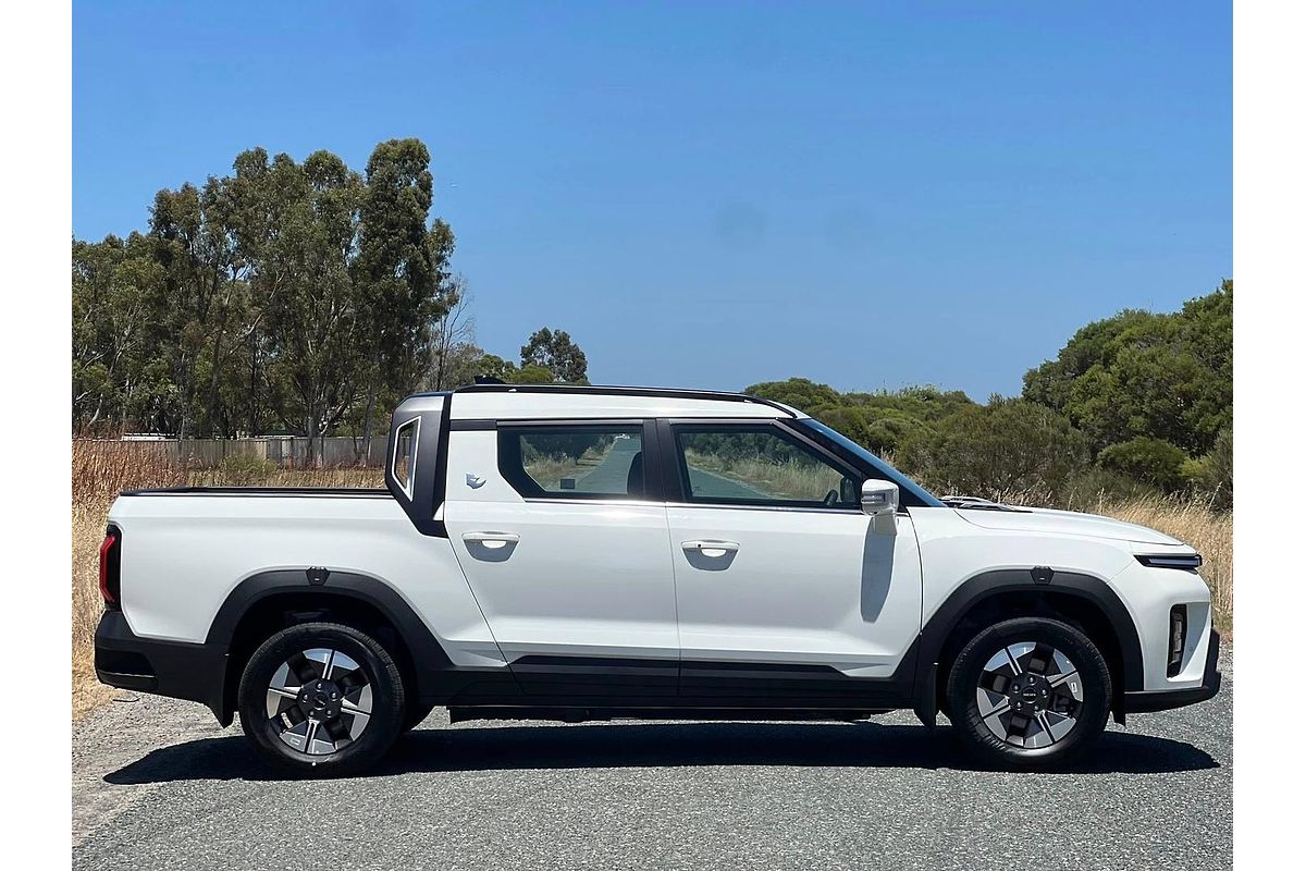 2025 KGM Musso EV AWD O100 4X4