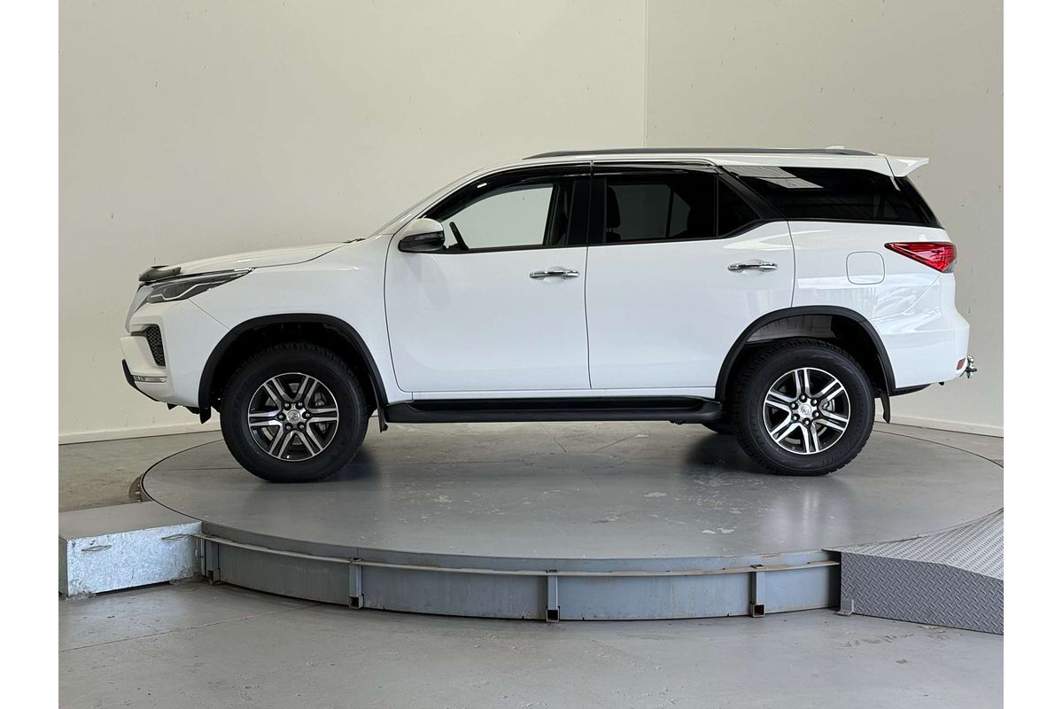 2025 Toyota Fortuner GXL GUN156R