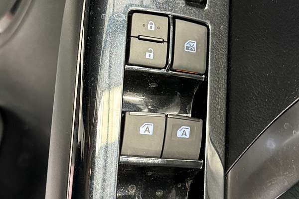 2025 Toyota Fortuner GXL GUN156R