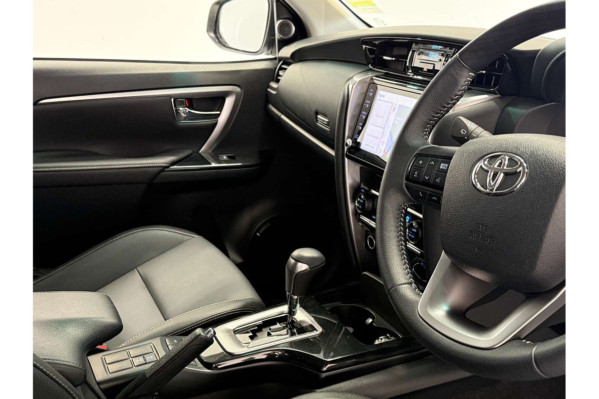 2025 Toyota Fortuner GXL GUN156R