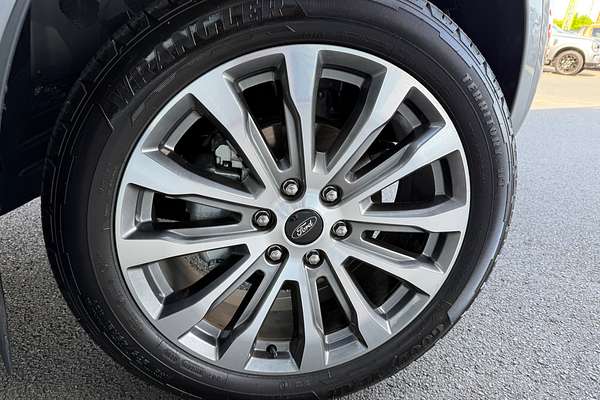 2025 Ford Everest Platinum 3.0L