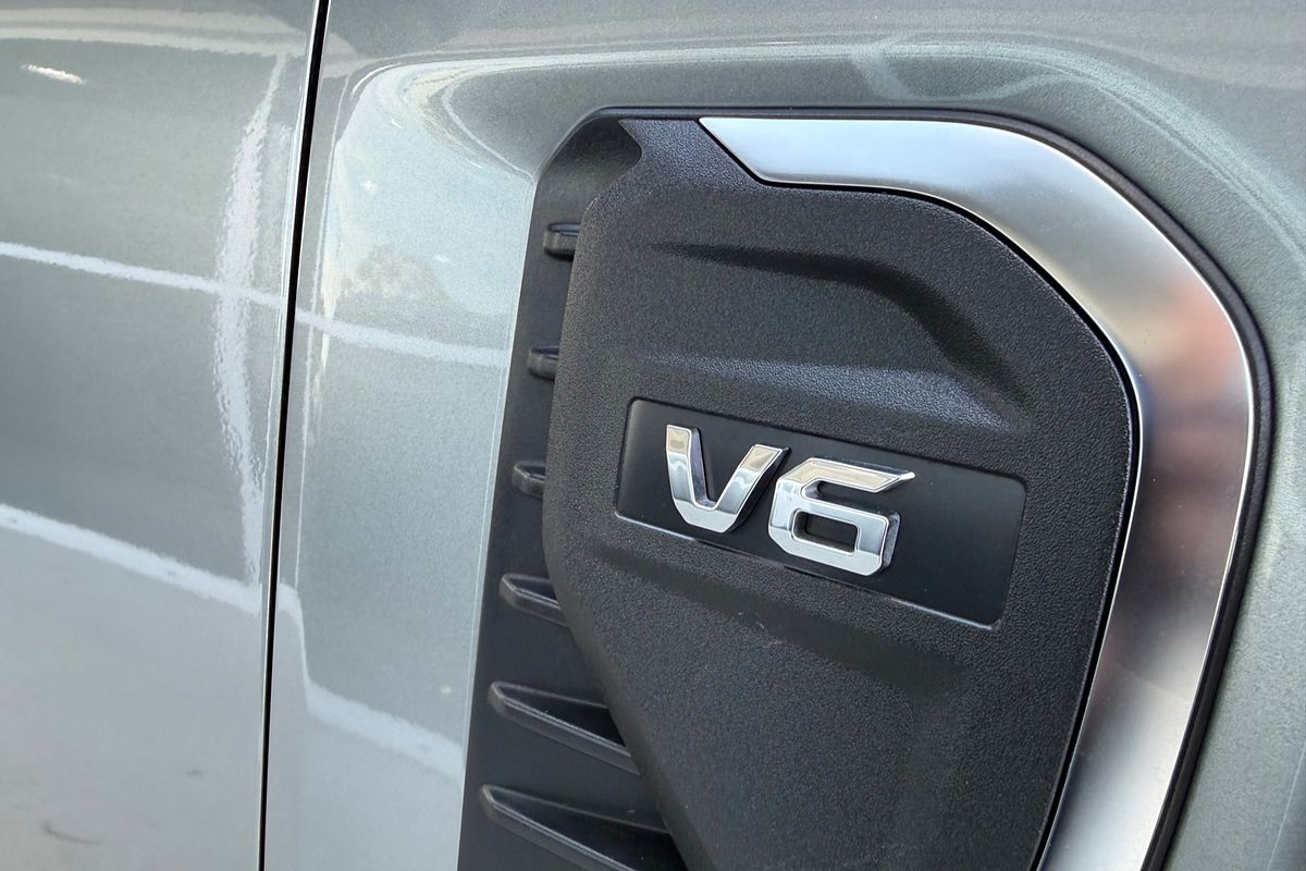 2025 Ford Everest Platinum 3.0L