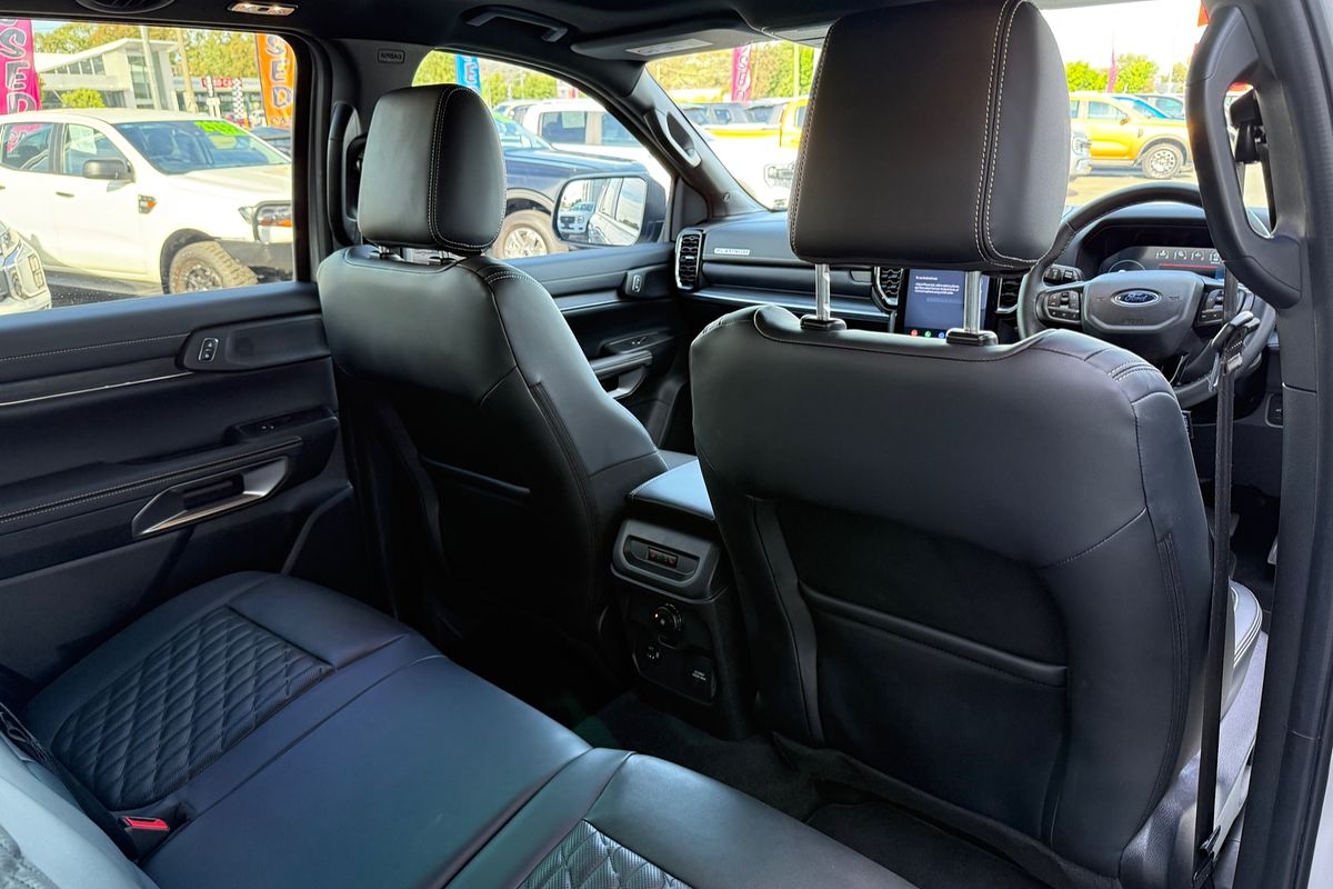 2025 Ford Everest Platinum 3.0L