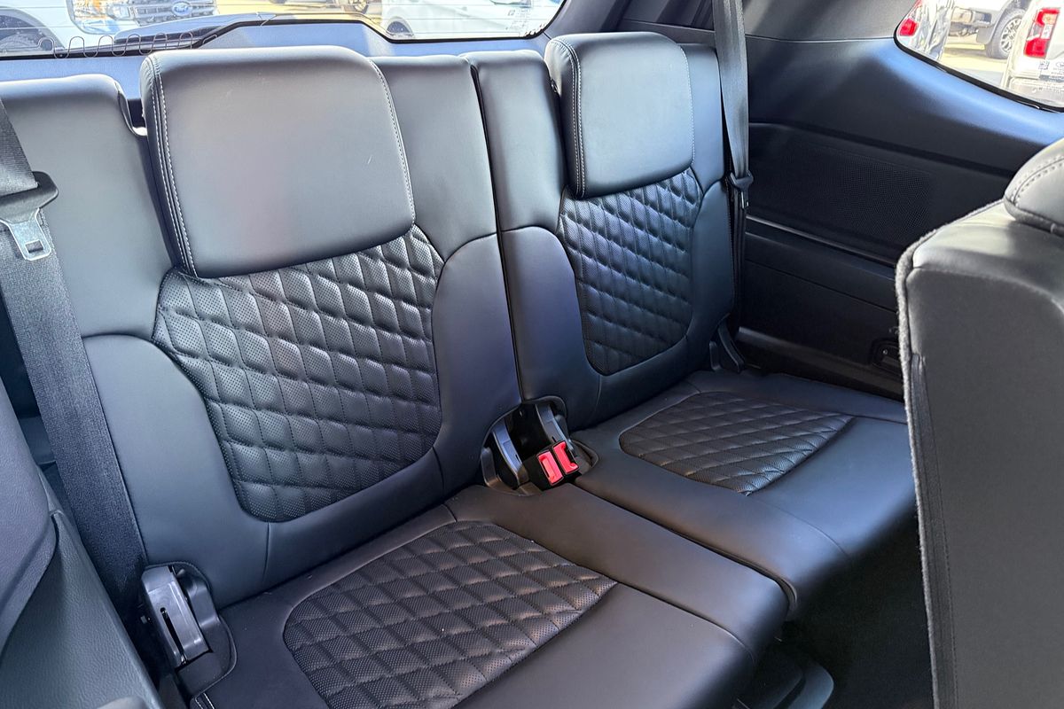 2025 Ford Everest Platinum 3.0L