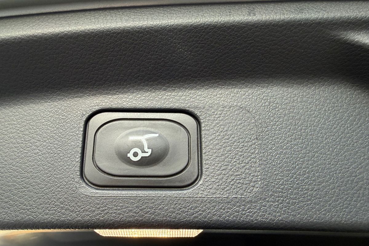 2025 Ford Everest Platinum 3.0L