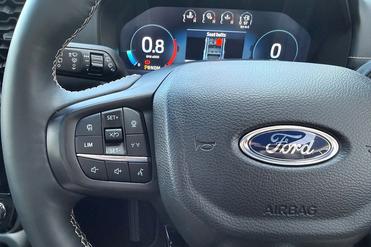 2025 Ford Everest Platinum 3.0L