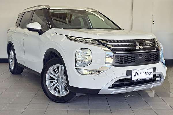 2022 Mitsubishi Outlander LS ZM