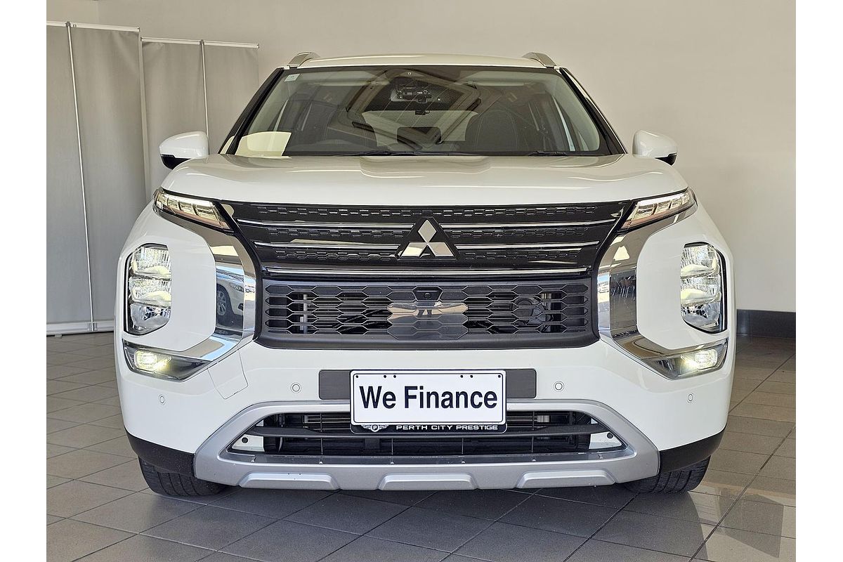 2022 Mitsubishi Outlander LS ZM