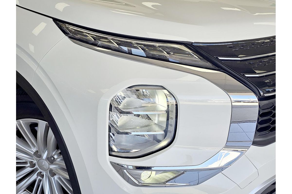 2022 Mitsubishi Outlander LS ZM