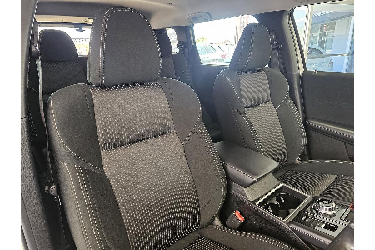 2022 Mitsubishi Outlander LS ZM