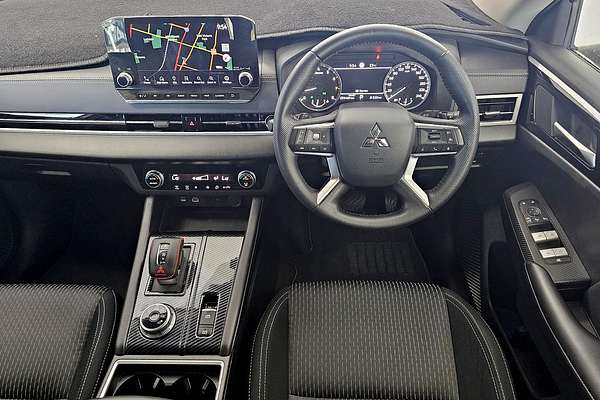 2022 Mitsubishi Outlander LS ZM