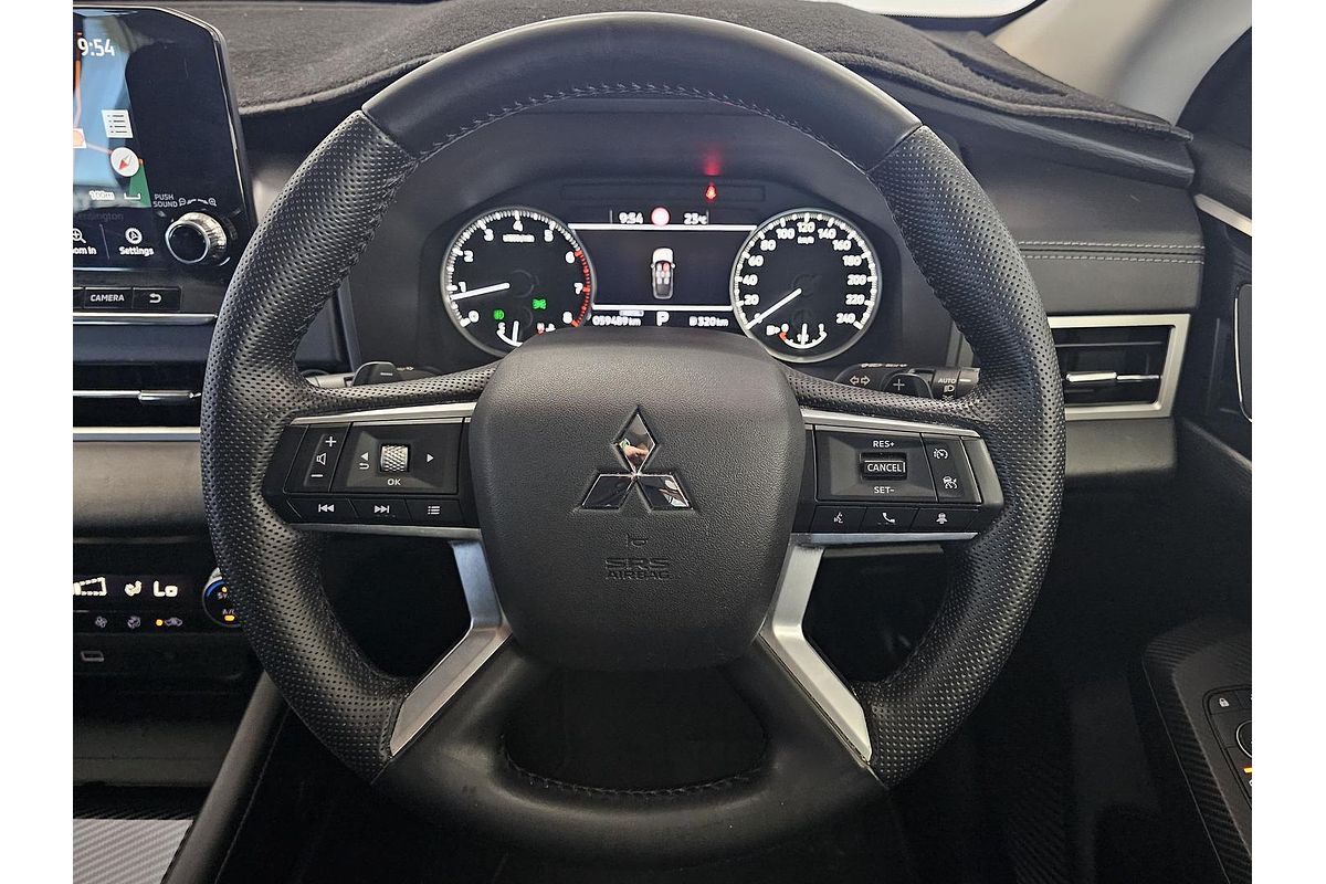 2022 Mitsubishi Outlander LS ZM