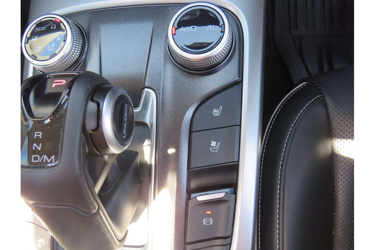 2024 GWM Tank 300 Ultra Hybrid P01