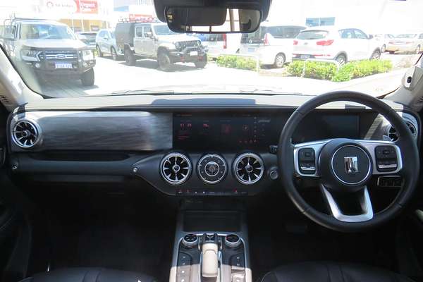 2024 GWM Tank 300 Ultra Hybrid P01