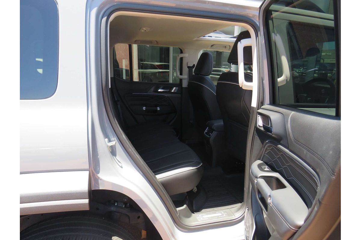 2024 GWM Tank 300 Ultra Hybrid P01