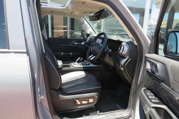 2024 GWM Tank 300 Ultra Hybrid P01