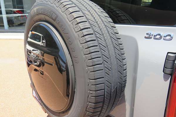 2024 GWM Tank 300 Ultra Hybrid P01