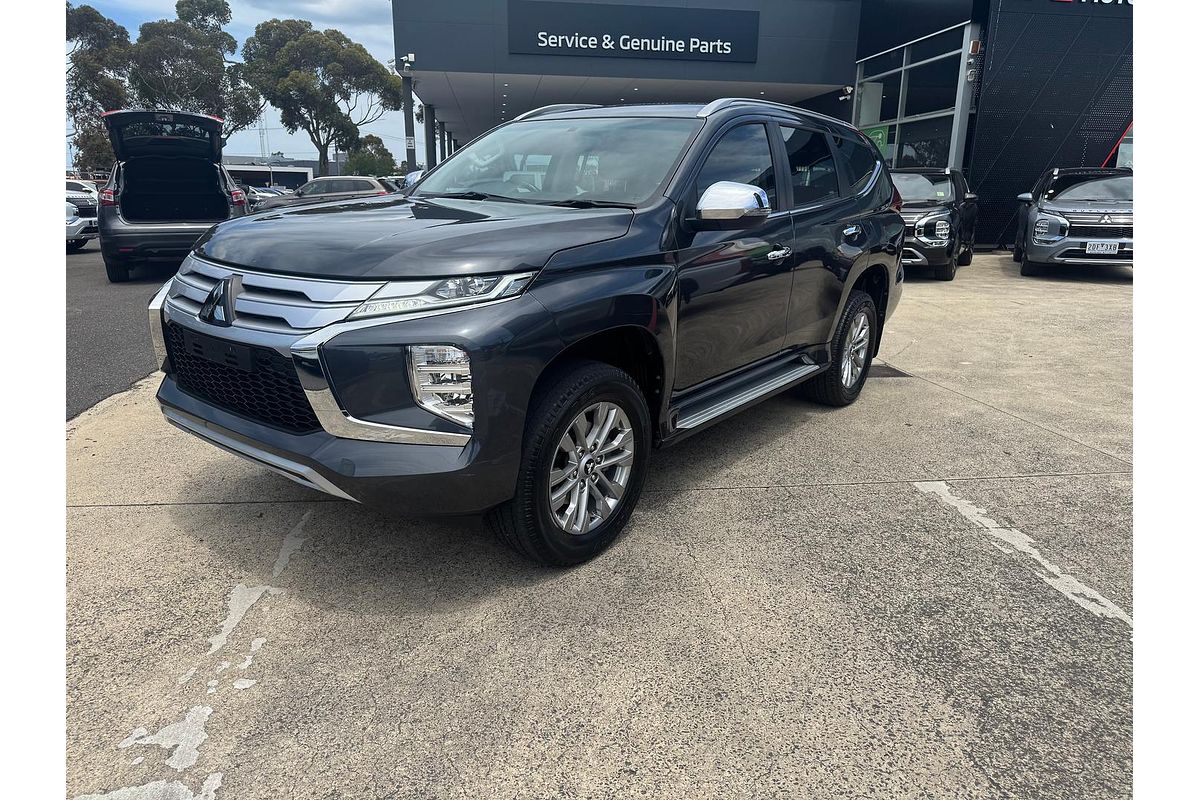 2022 Mitsubishi Pajero Sport GLX QF